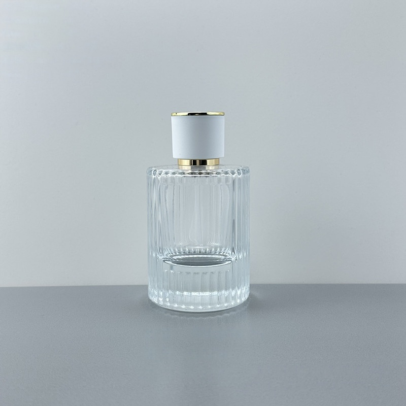 50 ml Perfume bottle - B096