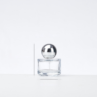 50 ml Perfume bottle - B130