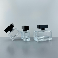 100 ml Perfume bottle - L152