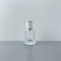 50 ml Perfume bottle - B096